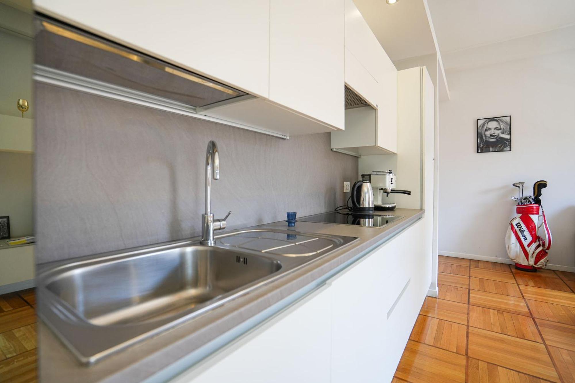 Duomo Center Apartment Милан Экстерьер фото